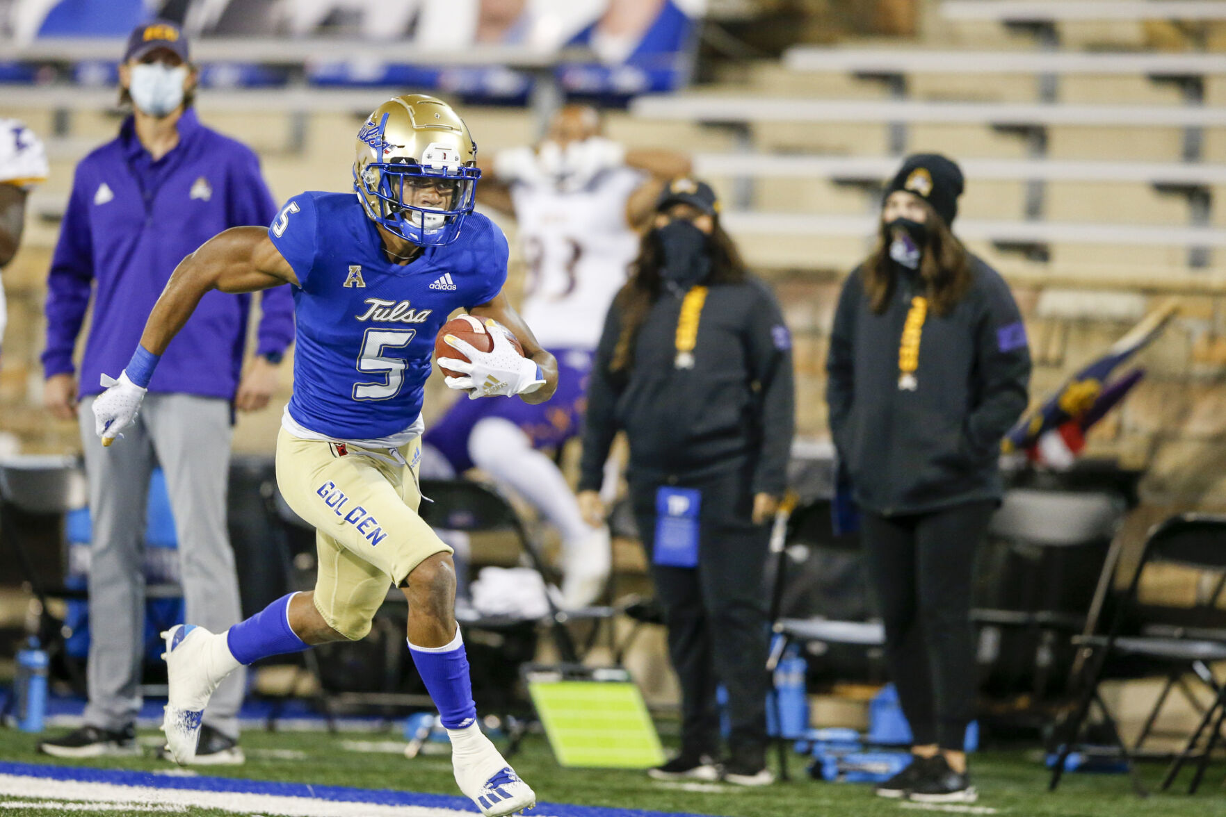 Tulsa Golden Hurricane vs East Carolina Pirates